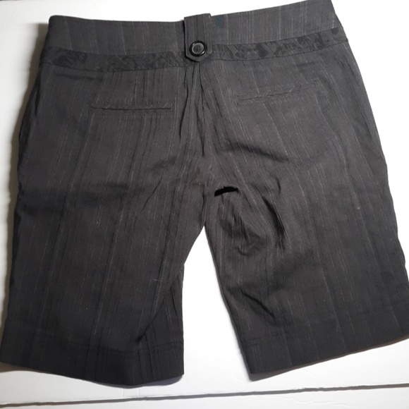 Kik Girl Shorts Charcoal Gray Size 1 - Picture 2 of 4